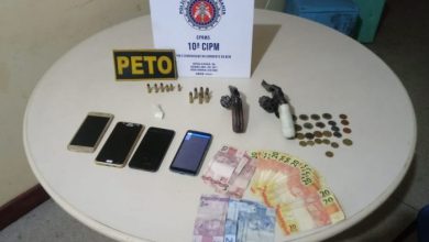 Photo of Bahia: Polícia recupera pertences roubados e armas usadas em assalto são encontradas em vaso sanitário