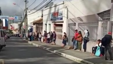 Photo of Conquistenses que recebem Bolsa Família formam filas gigantes para sacar auxílio emergencial; confira o vídeo