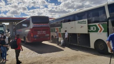 Photo of Quatro veículos clandestinos são apreendidos na região com mais de 100 passageiros
