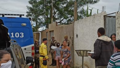 Photo of Esquadrão Falcão e igreja fazem distribuição de alimentos e cobertores em Conquista