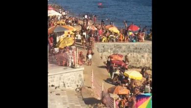 Photo of Praias de Salvador voltarão a ser fechadas após banhistas descumprirem decreto