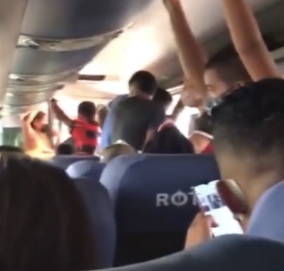 Photo of Passageira denuncia superlotação em ônibus de viagem que saiu de Vitória da Conquista
