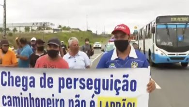 Photo of Caminhoneiros fazem atos em rodovias da Bahia