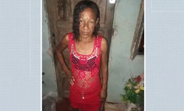 Photo of Bahia: Mulher suspeita de incendiar casa de ex-marido é encontrada morta rodeada por abelhas
