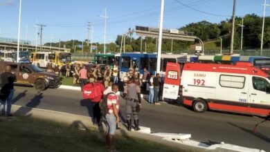Photo of Homem é morto a tiros logo após assaltar ônibus na Bahia