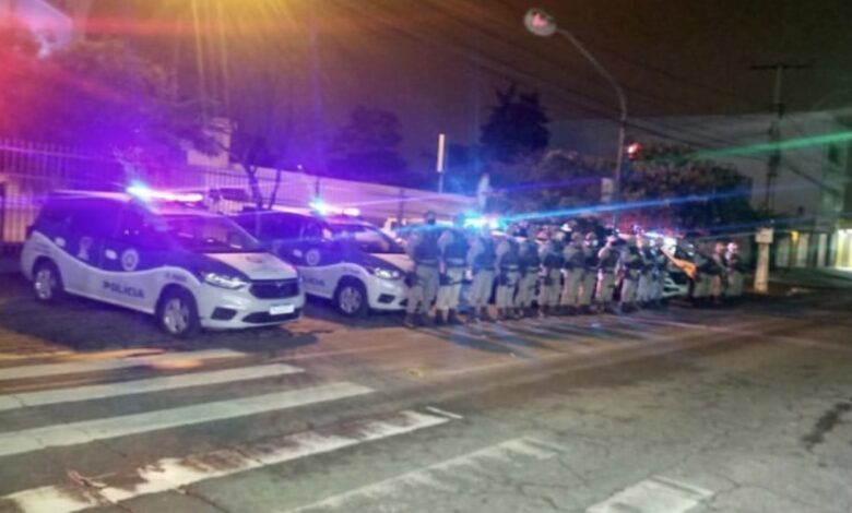 Photo of Conquista: Polícia acaba com aglomeração e fecha dois estabelecimentos em mais uma noite de toque de recolher
