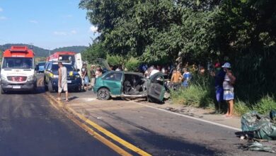 Photo of Região: Acidente entre carro e caminhão deixa oito pessoas gravemente feridas na BR-330