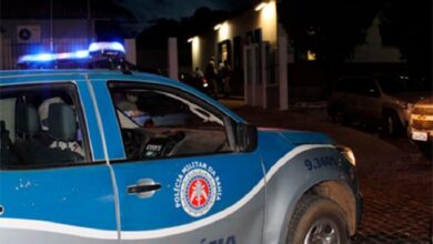 Photo of Região: Polícia encerra festa de aniversário após garrafa ser arremessada em casa de vizinho