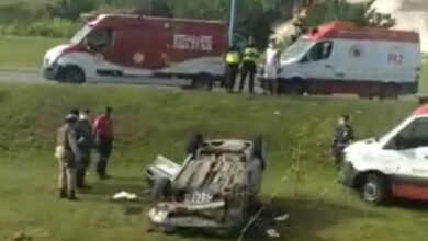 Photo of Bahia: Uma pessoa morre e quatro ficam feridas após grave acidente entre dois carros