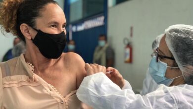 Photo of Vacinação nesta terça em Conquista é para 47 anos ou mais e caminhoneiros a partir de 35 anos