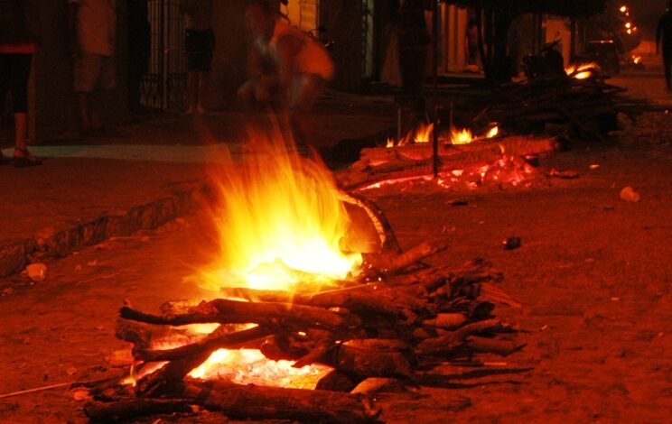 Photo of Prefeitura de Jequié proíbe queima de fogueiras na cidade e autoriza venda de fogos