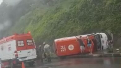 Photo of Cinco pessoas ficam feridas em acidente com ambulância do Samu na Bahia
