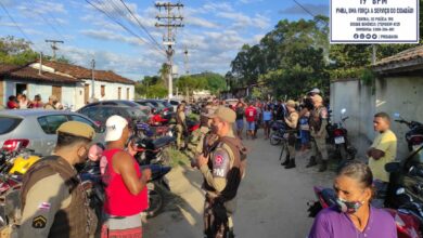 Photo of Jequié: Polícia militar encerra aglomeração e apreende mais de 20 motos na zona rural