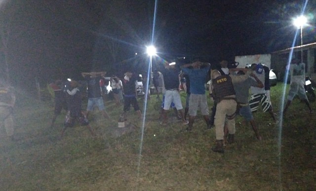 Photo of Região: Polícia encerra aglomeração e festa paredão em fazenda