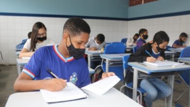 Photo of Aulas 100% presenciais na rede estadual de ensino começam na próxima segunda-feira (18)
