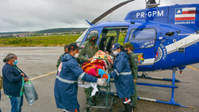 Photo of Conquista: Com apoio de helicóptero da PM, Defesa Civil Municipal resgata mãe e filha que estavam ilhadas