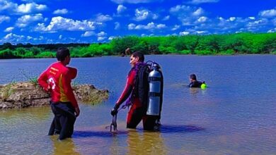 Photo of Bombeiros de Conquista resgatam corpo em lagoa em Guanambi