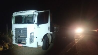 Photo of Região: Homens armados assaltam caminhão e levam carga de leite condensado e creme de leite avaliada em R$ 116 mil; veículo foi recuperado