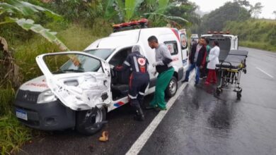 Photo of Motorista de ambulância e técnica de enfermagem morrem em grave acidente na BR-330