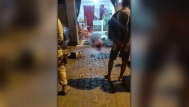 Photo of Três pessoas morrem e duas ficam feridas após bar ser atacado por homens armados