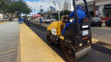 Photo of Conquista: Prefeitura inicia pavimentação asfáltica de ciclovia na avenida Olívia Flores