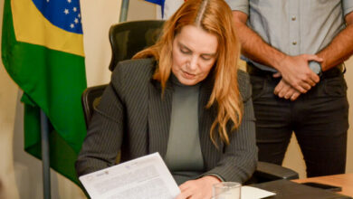 Photo of Conquista: Prefeita Sheila assina contrato com Faepe para elaboração do projeto de implantação do Polo Têxtil