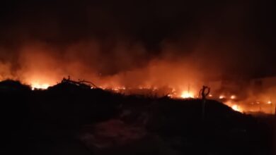 Photo of Vídeo: Bombeiros combatem incêndio no Distrito Industrial de Conquista