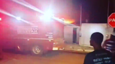 Photo of Vídeo: Incêndio atinge casa e assusta moradores em Conquista