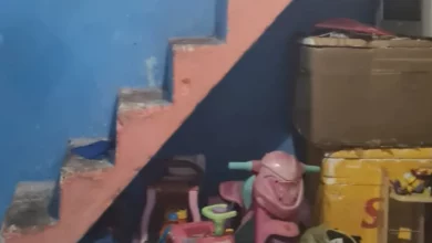 Photo of Criança de 3 anos morre após cair de escada dentro de casa