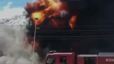 Photo of Vídeos: Incêndio de grandes proporções atinge loja da Havan em Conquista