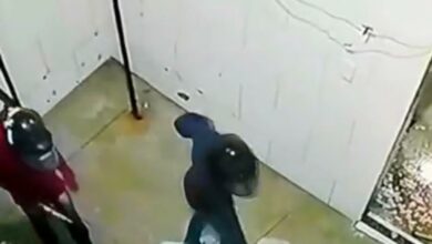 Photo of Vídeo mostra momento em que outro funcionário de supermercado é morto a tiros na região