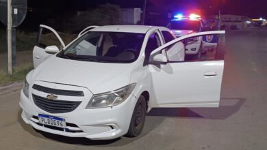 Photo of Polícia recupera carro roubado com suspeitos de homicídios em Jequié