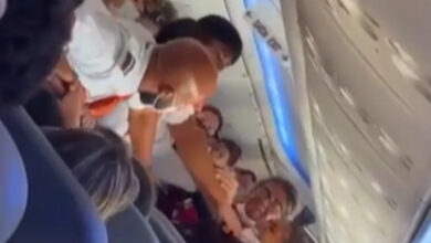 Photo of Vídeo mostra briga entre passageiros em voo da Gol em Salvador
