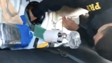 Photo of Vídeo: Homem é preso com cocaína no tanque de combustível em Conquista