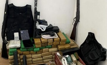Photo of Grande operação apreende arma e drogas na região; homem foi preso