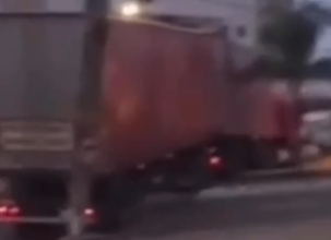 Photo of Conquista: Vídeo mostra caminhão invadindo ciclovia e contramão na Juracy Magalhães