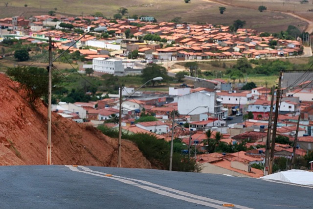 Photo of Governo do Estado realiza obras em mais de 290 quilômetros de rodovias na região do Sertão Produtivo