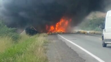 Photo of Região: Carretas pegam fogo após grave acidente com morte na BR-116; veja o vídeo