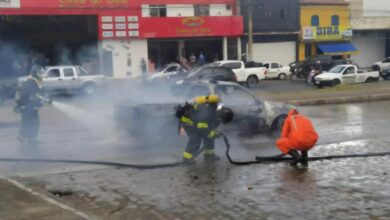 Photo of Susto em Conquista: Carro pega fogo na Rio Bahia