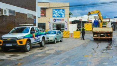 Photo of Conquista: Prefeitura interdita trecho da rua Guilhermino Novais para reparo emergencial no asfalto