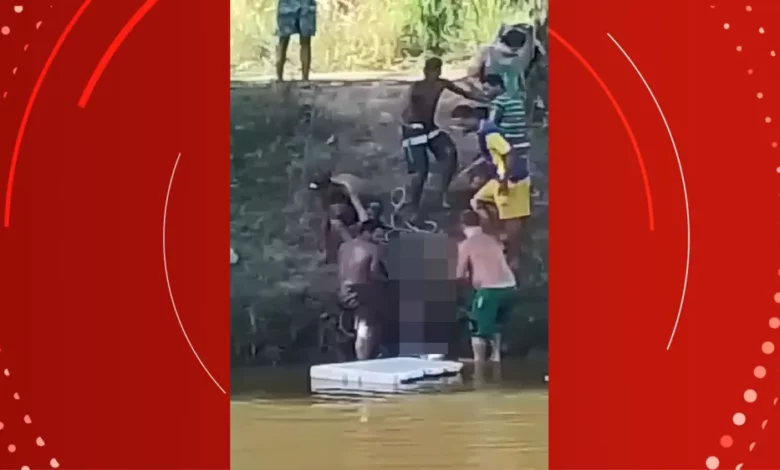 Photo of Motorista do ‘carro do ovo’ morre afogado na lagoa