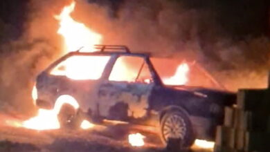 Photo of Vídeo: Briga de casal e carro incendiado na região