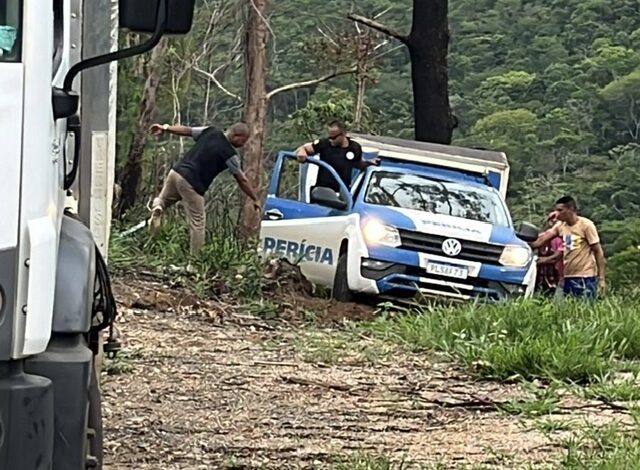 Photo of Região: Rabecão se envolve em acidente a caminho do IML