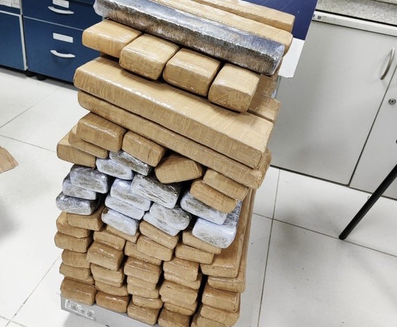 Photo of Conquista: Mais de 80 tabletes de maconha são encontrados em caixas de papelão