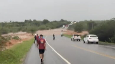 Photo of Vídeo: Nível da água sobe e assusta motoristas nas estradas da região