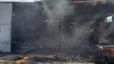 Photo of Vídeo: Fábrica pega fogo na região