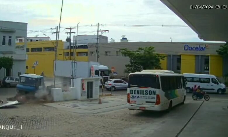 Photo of Região: Vídeo mostra momento exato que caminhão desgovernado atinge motociclista